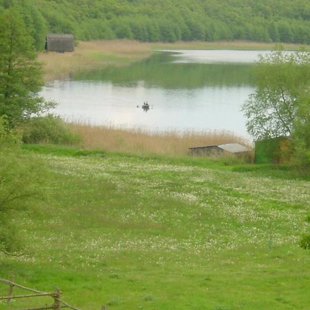 Landhotel Am Peetscher See 미로우 외부 사진