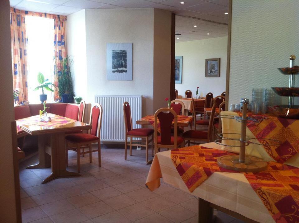Landhotel Am Peetscher See 미로우 외부 사진